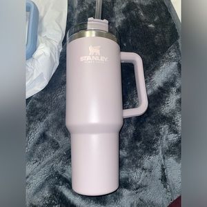 Gently Used Stanley 40oz Quencher Tumbler